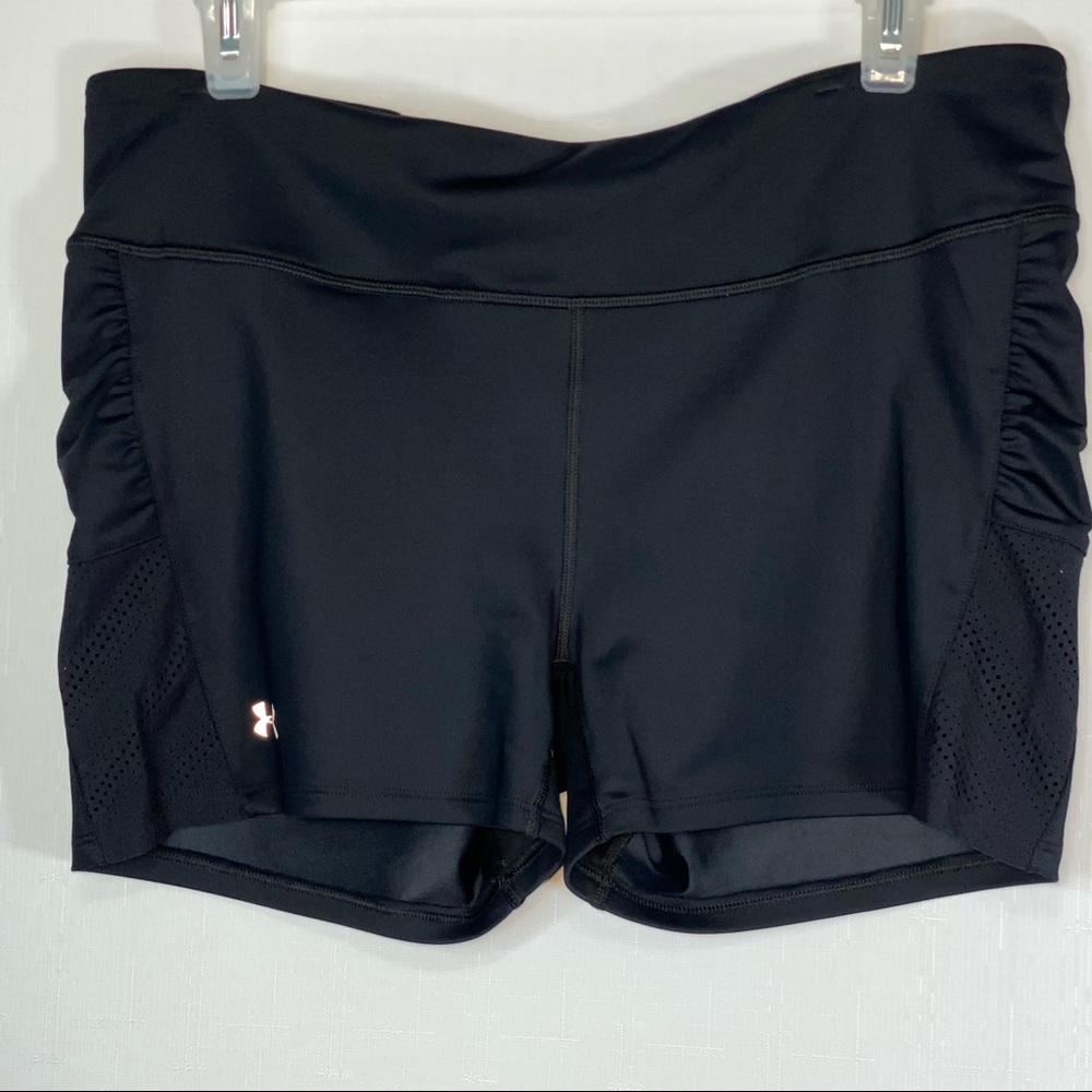 Under Armour Black Bike Yoga Workout Shorts